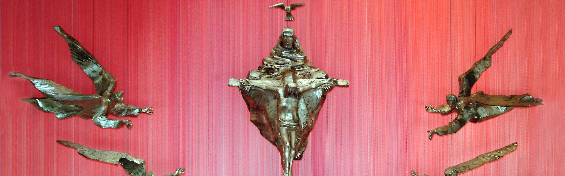 Kirche zu den Hl. Engeln, Geltendorf - Altarbereich